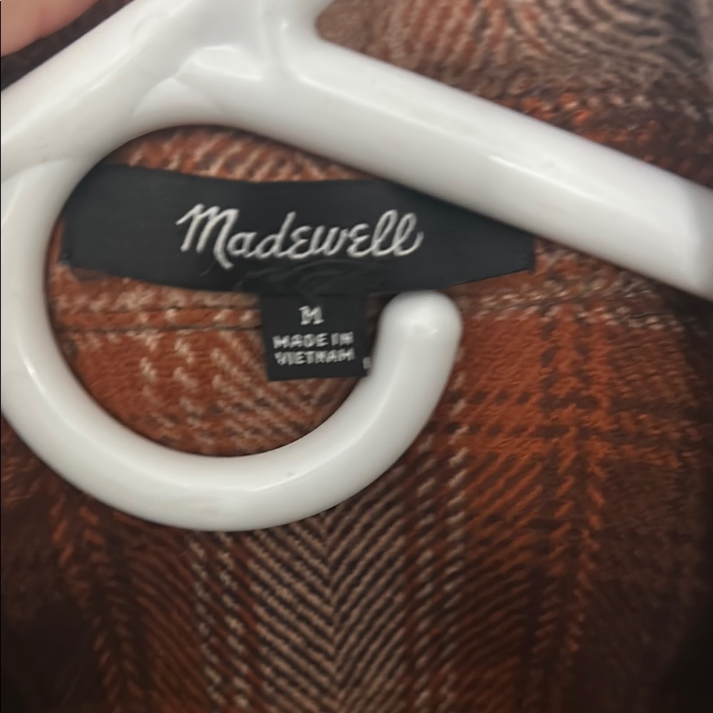 Flannel Crop Shirt-Jacket in Plaid - Picture 3 of 10
